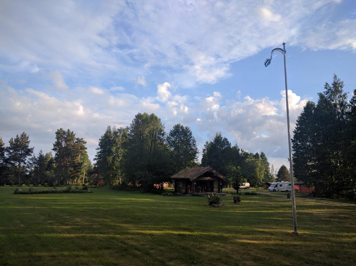 Mirteli Talu Villa Tahkuranna Buitenkant foto